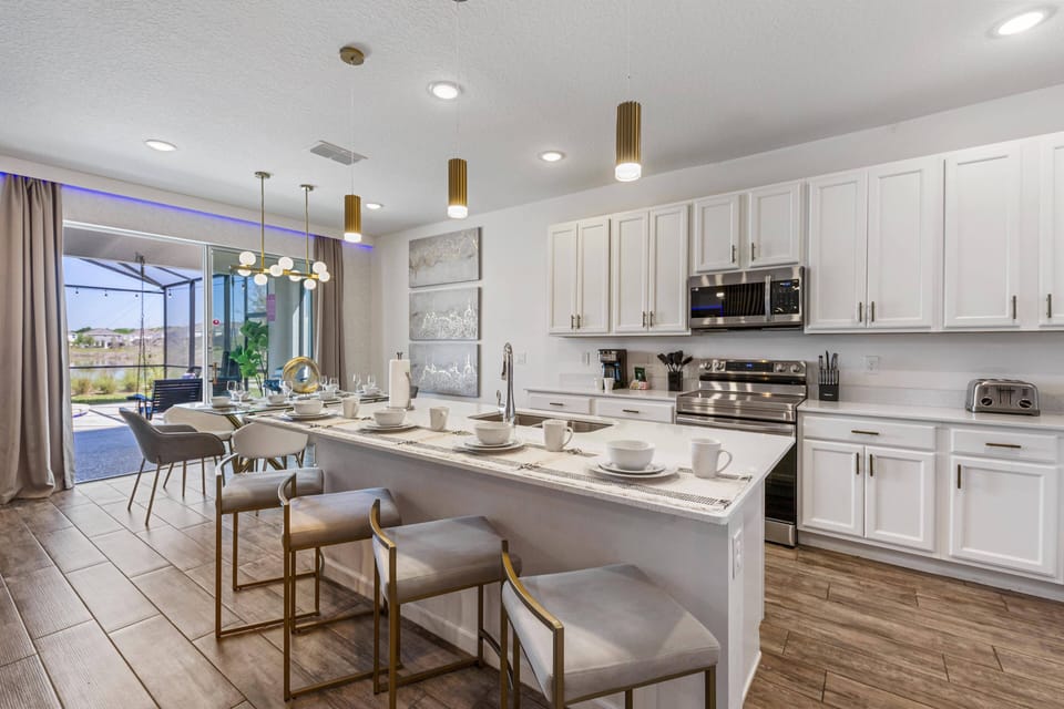 Fully equipped kitchen