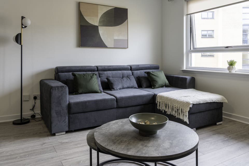 Living Room / Lounge