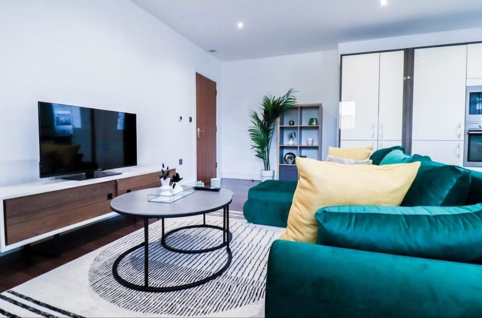 Living Room / Lounge