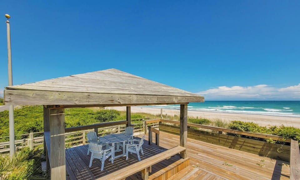 2717 S Shore Dr (Oceanside Manor - Low Tide [Int Ext]) - watermarked-53