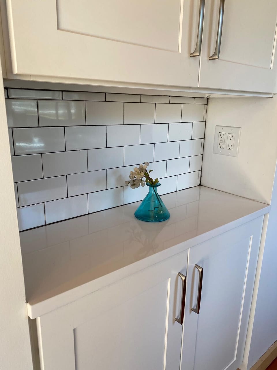 Counter space with convenient outlets