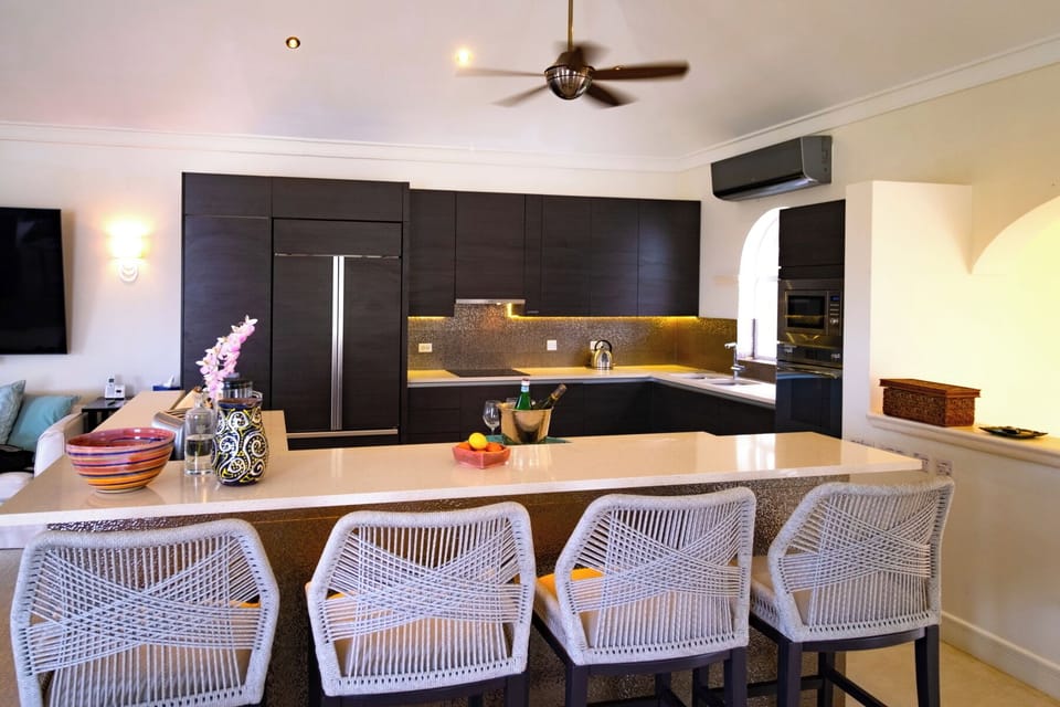 Kitchen with dining option 