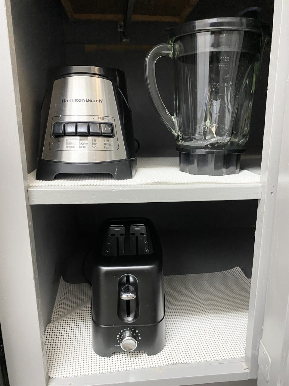 Rise & Shine – A blender and toaster are ready for your morning routine.