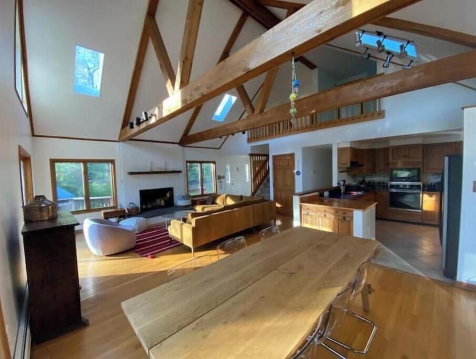 Dining area and open concept kitchen