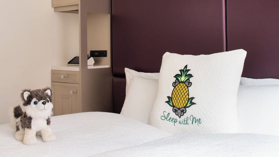 Bedroom. Interior and views may vary based on location and availability.
