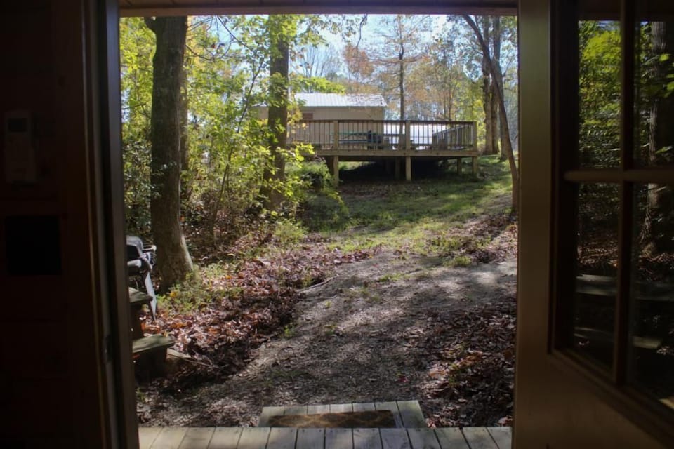 Hidden Paradise Farms – 4 Cabins & RV  Sleeps 19  Perfect for Large Groups (8187)