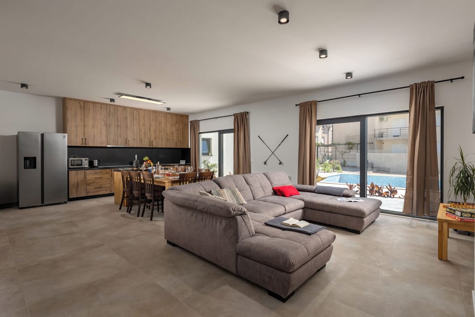 Living and dining room