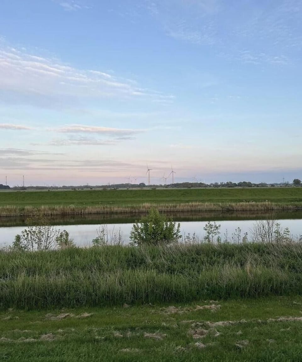 Surroundings [summer] (1-5 km)