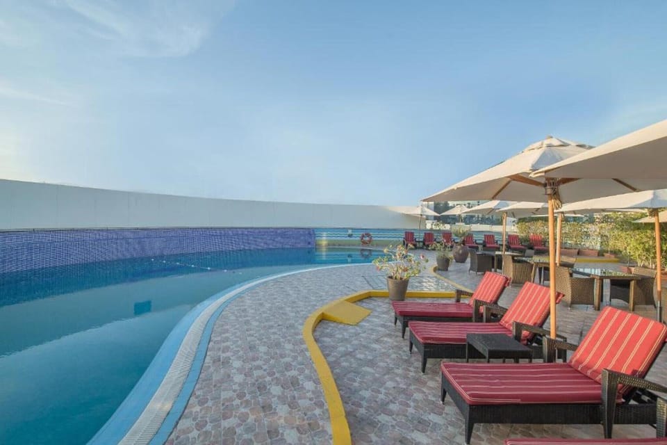 Holiday Home Swimming Pool
