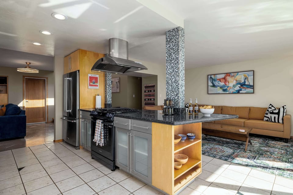 Fully equipped kitchen