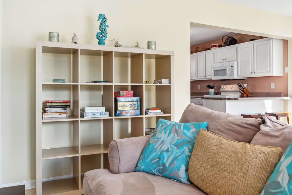 Cozy living room – the perfect spot to relax and unwind with family or friends.