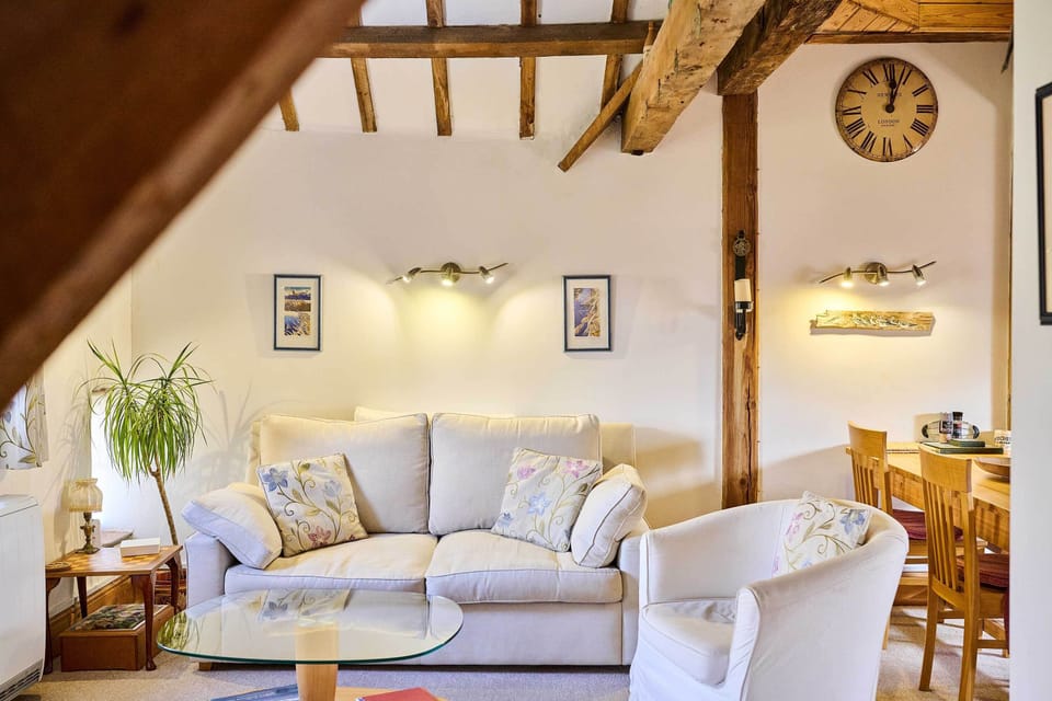 The Clock Tower, Snettisham - Host & Stay