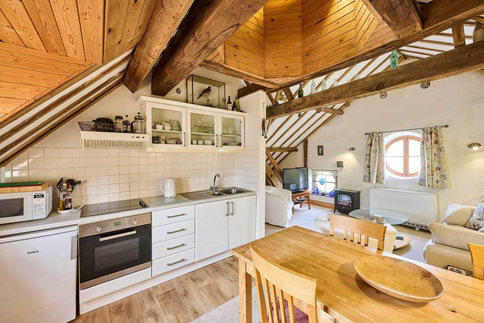 The Clock Tower, Snettisham - Host & Stay