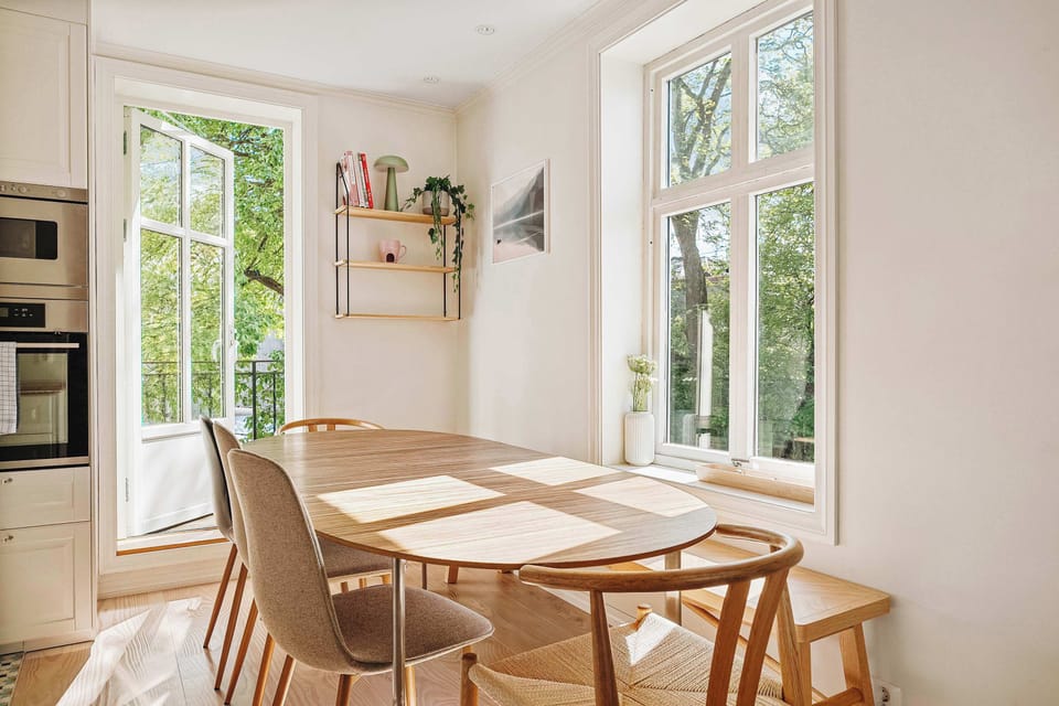 Experience Bergen and share the memories over your morning coffee. 
