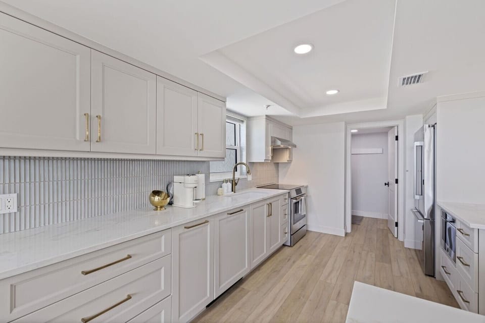 13-web-or-mls-AB3_15316 gulf Blvd 401-9