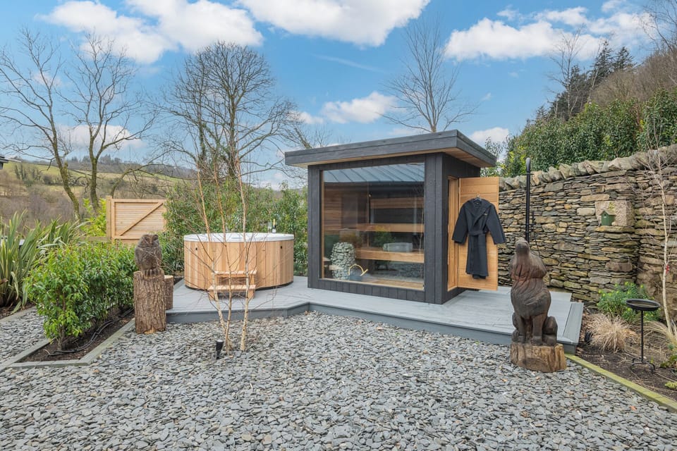 Charcoal House (5)