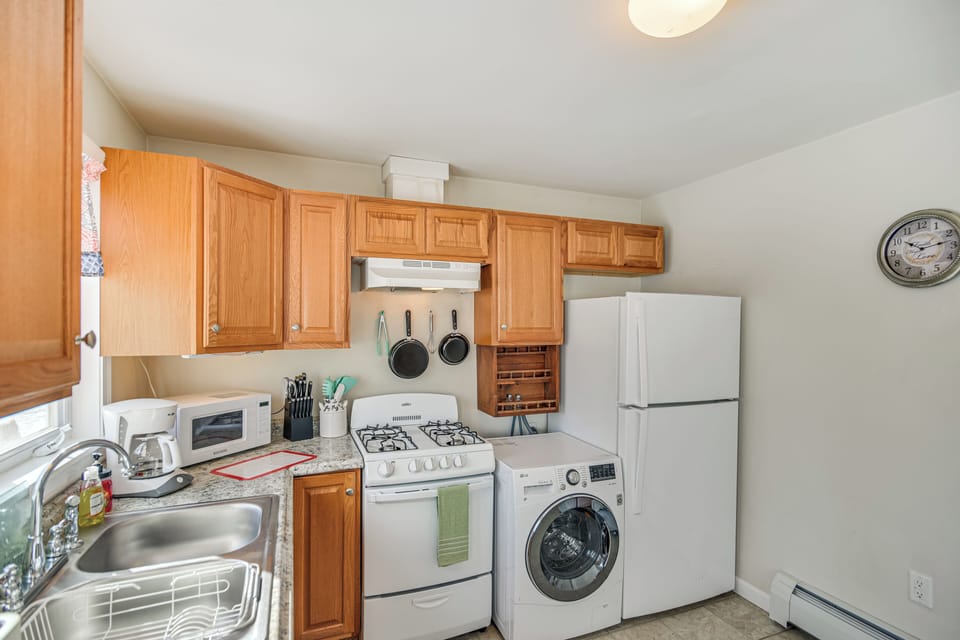 Kitchen | Single-Story Home | Window A/C & Central Heating | Free WiFi