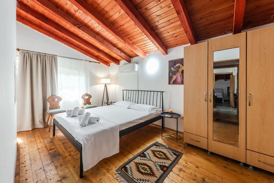 Bedroom with a double bed