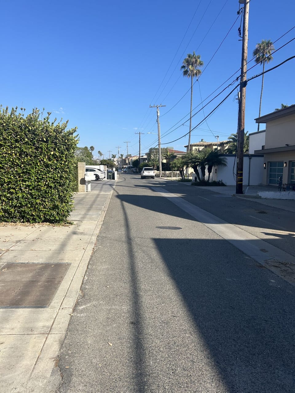 Beach Access is 100 `down Beach Road