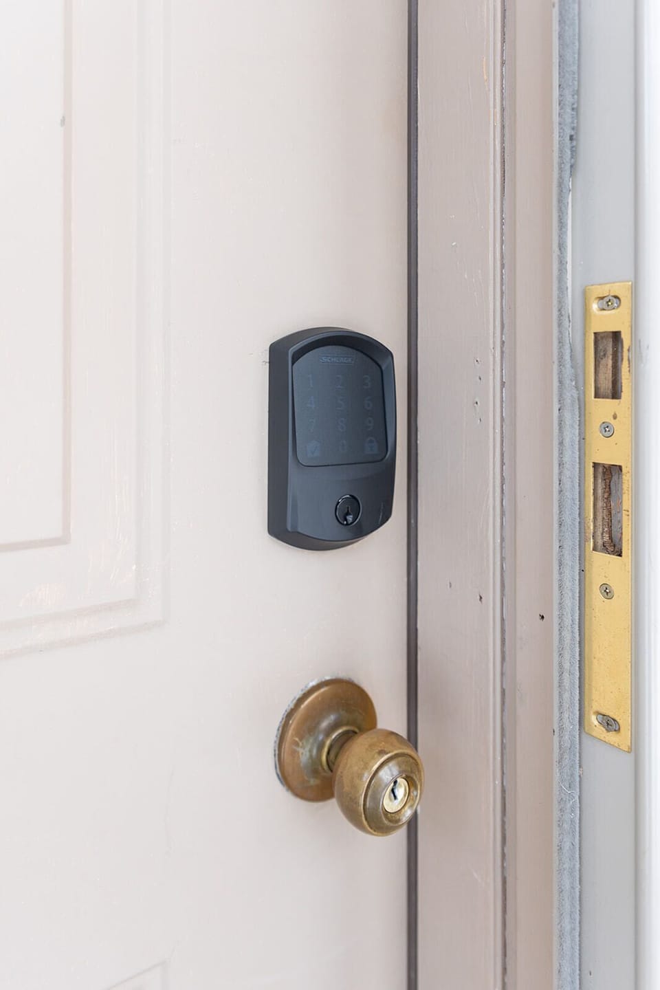 Keypad entry. Guests will be given a unique code. 