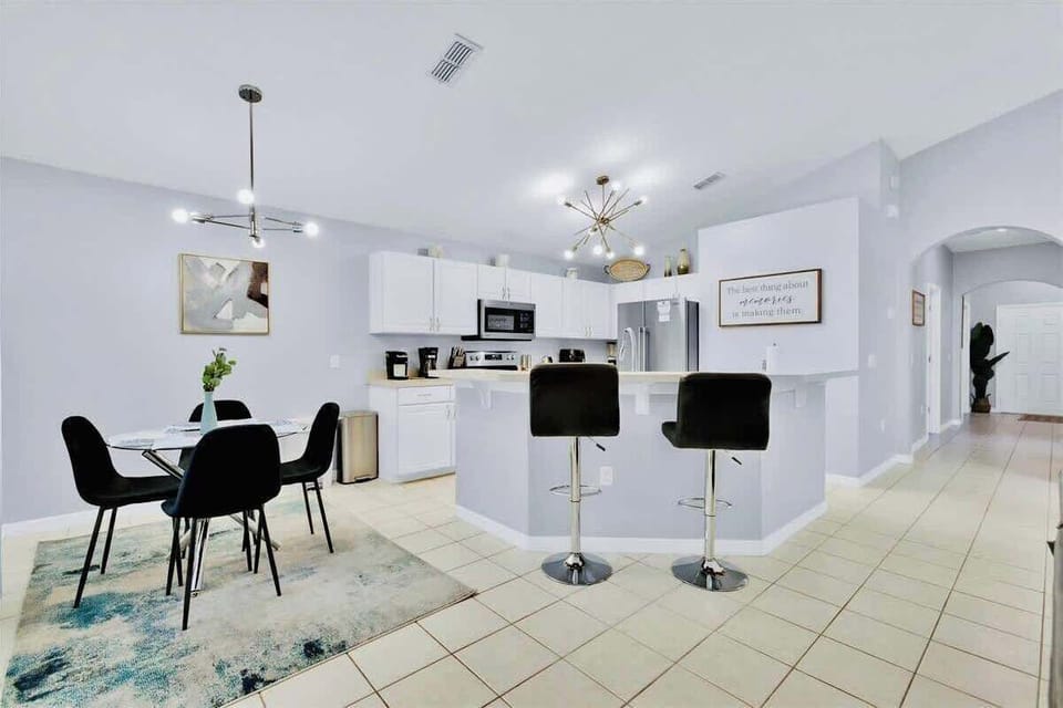 Dining table 2 and kitchen bar seating