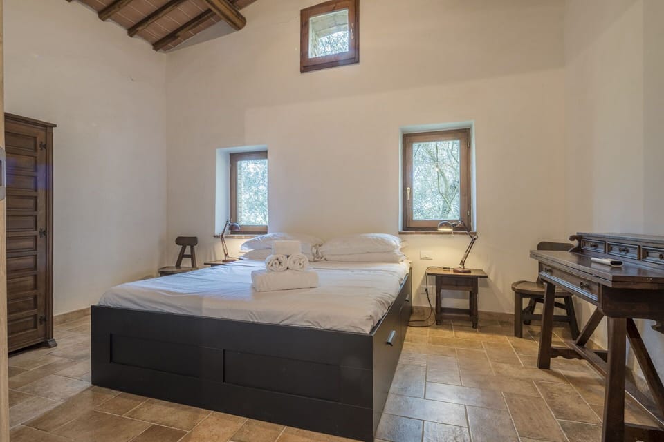 Autumn, Bedroom, Spring, Summer