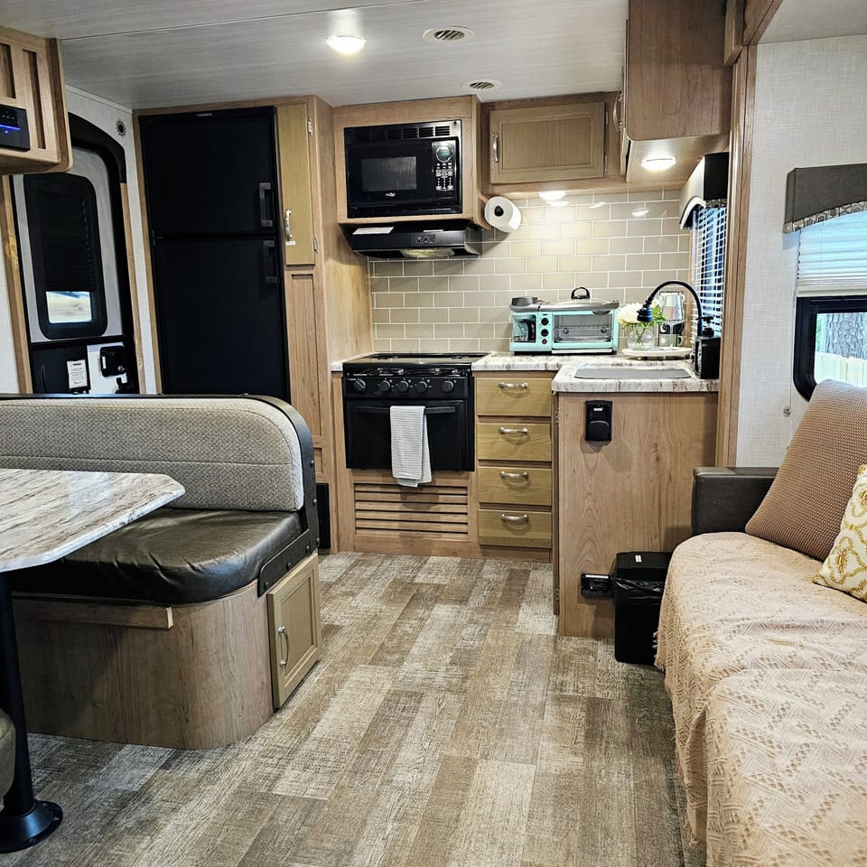 Full kitchen and dining. Coffee, toaster cookware, utensils & much more.