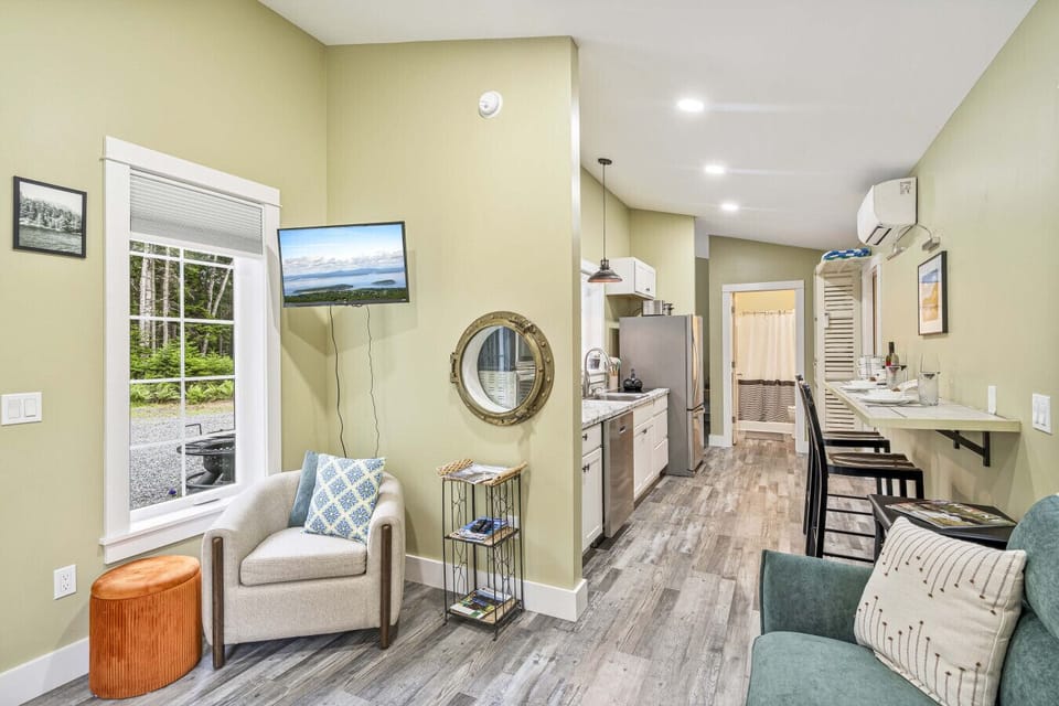 Perfect space for couples or besties!