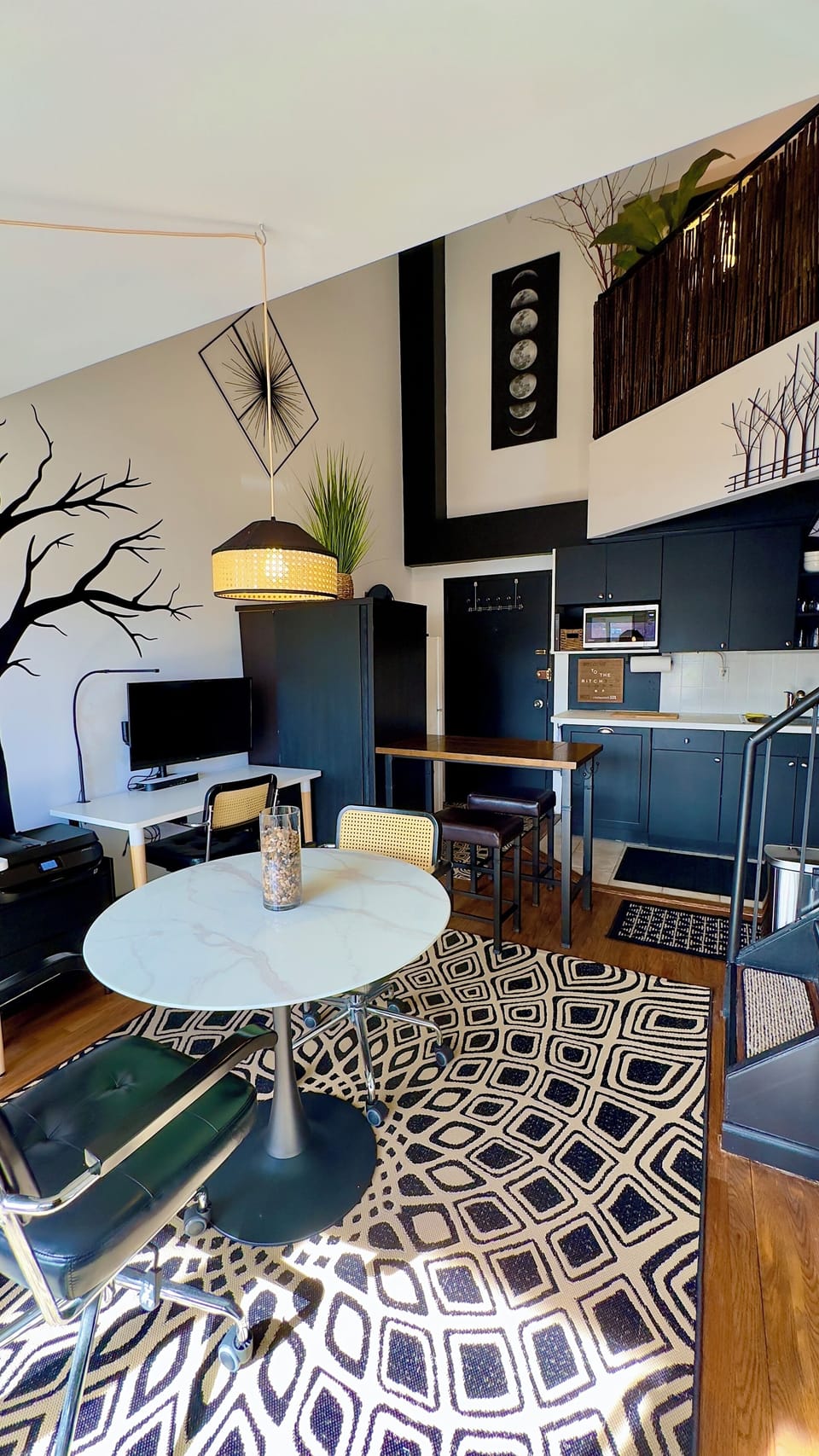 Kitchen Island/Bar