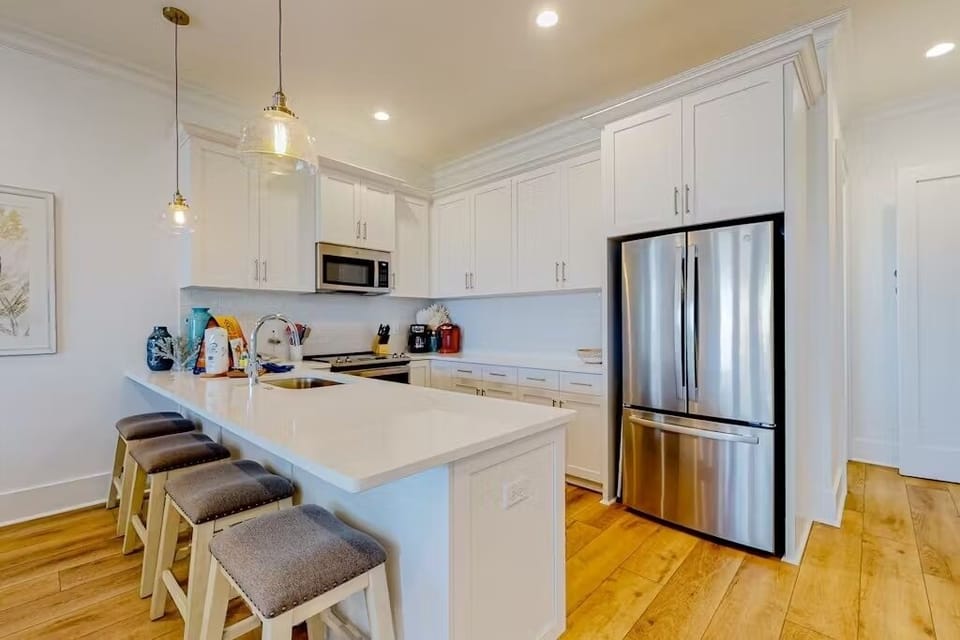 Fully stocked chef's kitchen