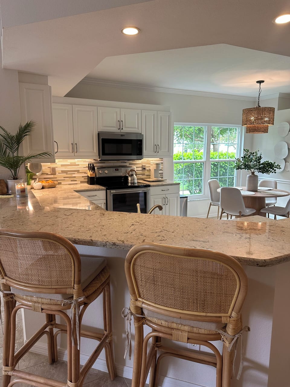 Kitchen Bar