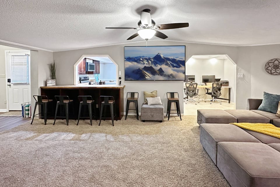 Gaming or work area (if you must) setup with monitors, hookups and printer provided - or kick back and enjoy time with family and friends