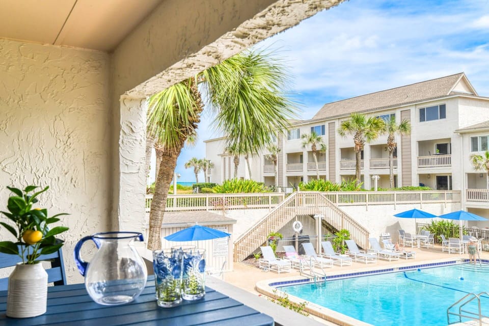 Watch your group enjoy one of two heated community pools from the comfort of the balcony.