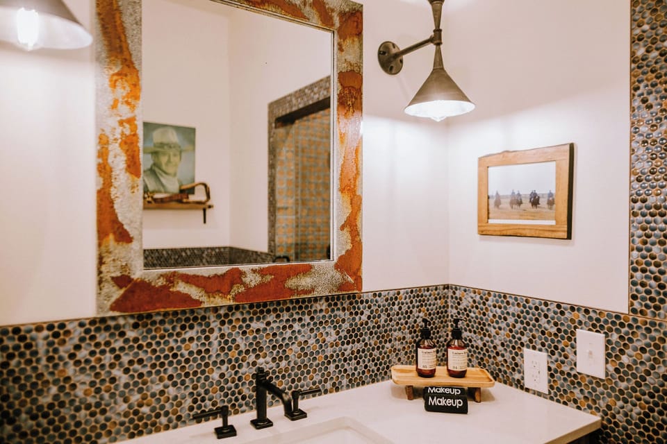 Cutter's Corner Bathroom #1