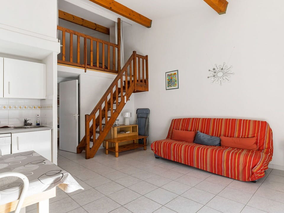 Flooring, Interior Design, Floor, Apartment, Balcony, Ceiling, Condominium, Chair, Shade, Porch