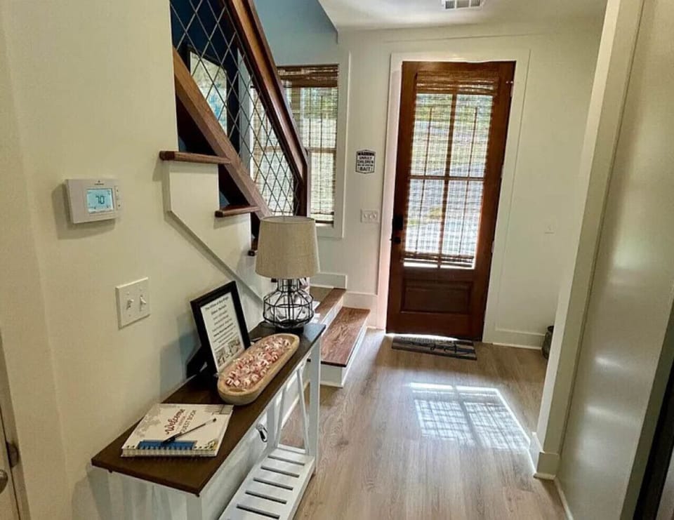Front entryway