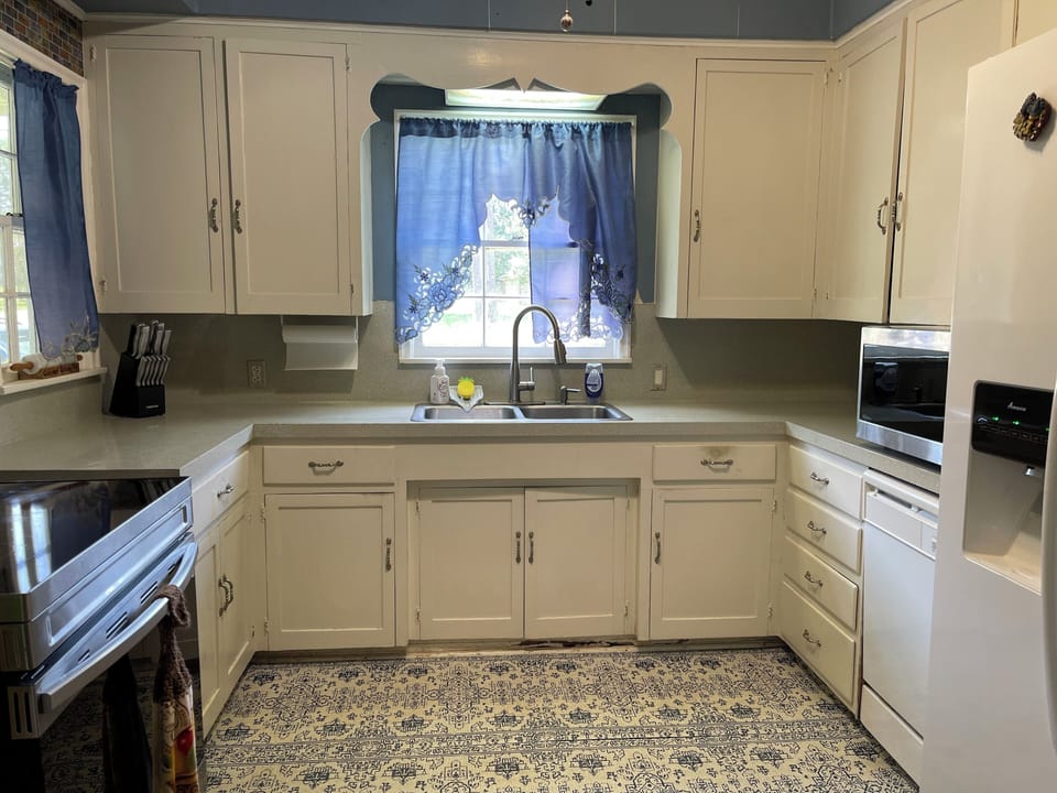 Kitchen 1