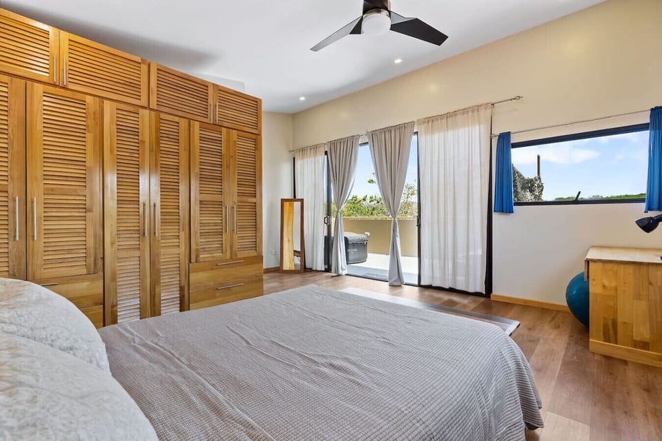 The sunsets from the master bedroom balcony is beautiful. Please note that this jacuzzi is not in use.