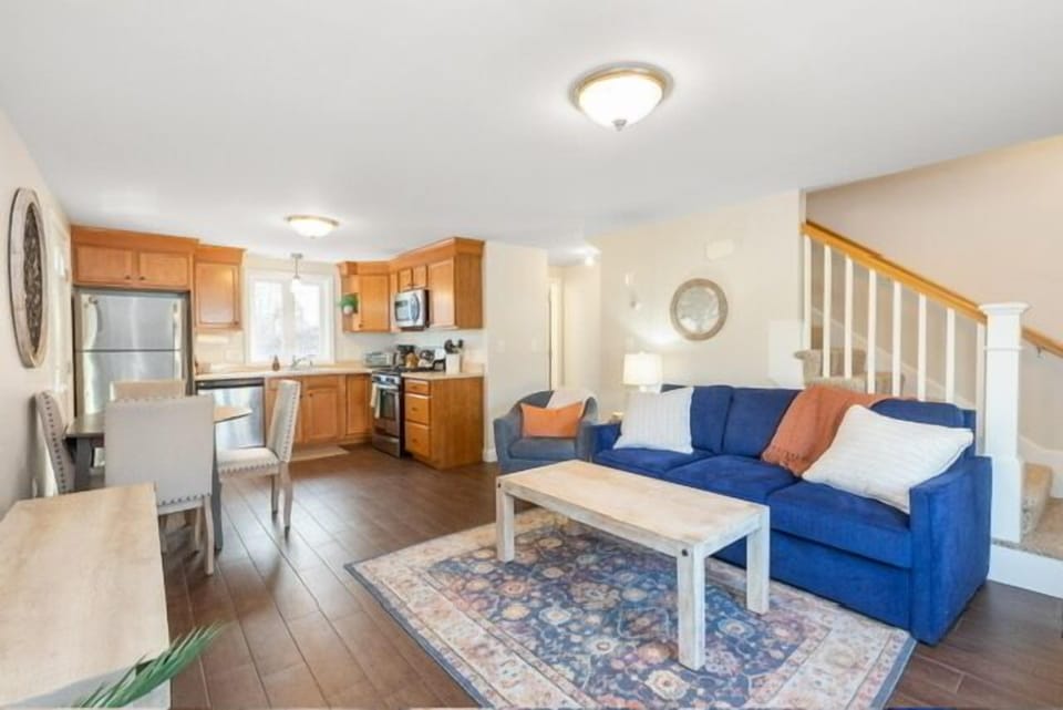A view of the inviting living room from the entry.