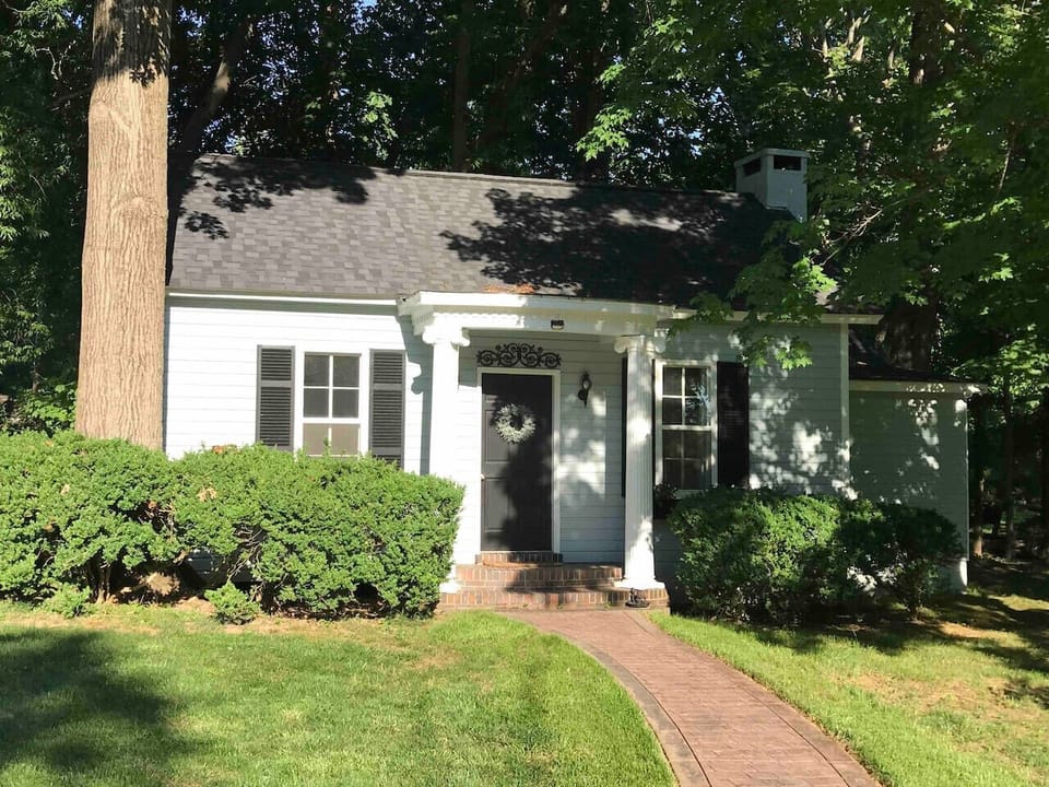 Little Bleu City House