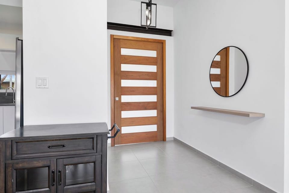 Entrance door
