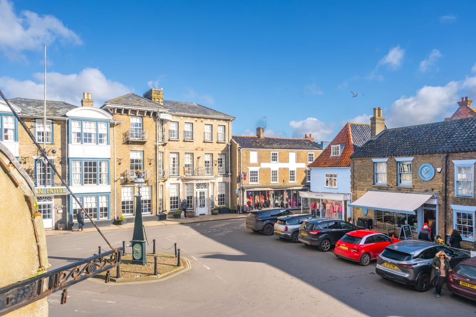 First Floor: Waking up to the Market Place outside your window