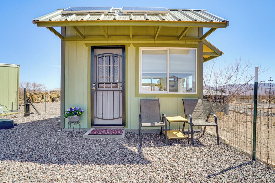 Rodeo Vacation Rental | Studio | 1.5BA | 340 Sq Ft | Half-Step Required