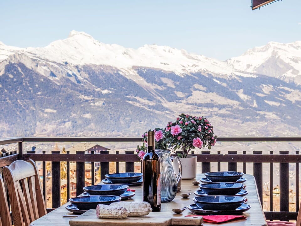Mountainous Landforms, Mountain, Mountain Range, Hill, Furniture, Hill Station, Winter, Glacial Landform, Snow, Ridge