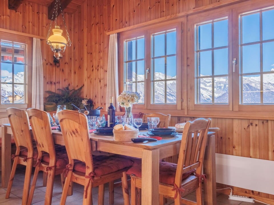 Wood, Furniture, Interior Design, Ceiling, Dining Room, Light Fixture, Table, Kitchen & Dining Room Table, Room, Chair
