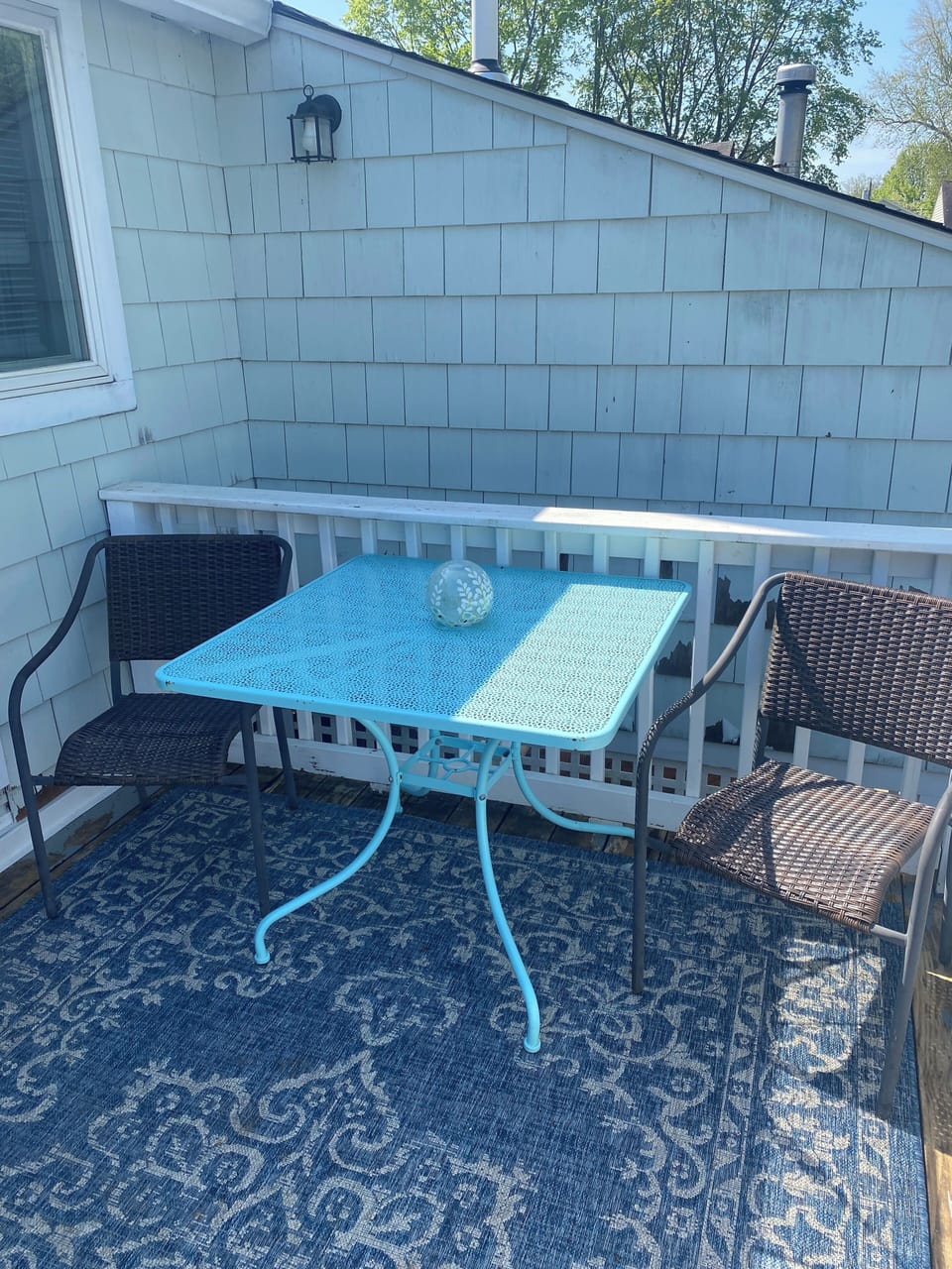 deck seating for 2