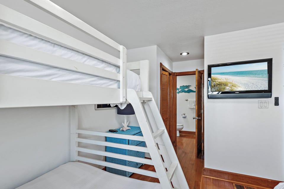 Bunk room