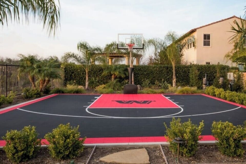 Sport court
