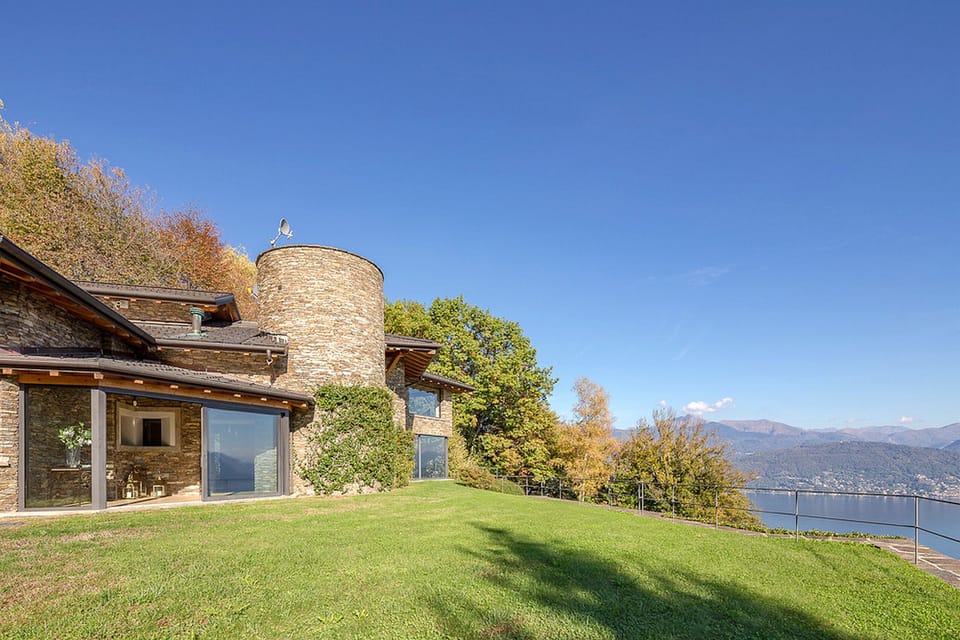 Villa Petra - Stresa, Lake Maggiore - NORTHITALY VILLAS vacation rental