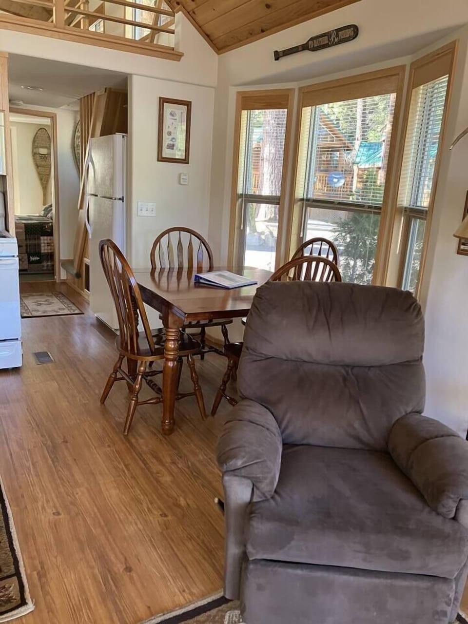 Ccc998f3 4094 461d b748 66eb3c1ef52c